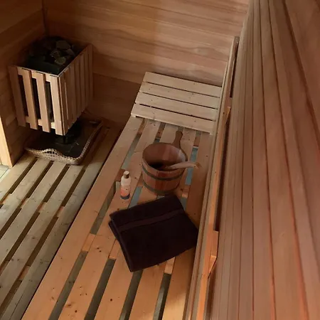 Apartment Wellness Mit Sauna Und Garten *