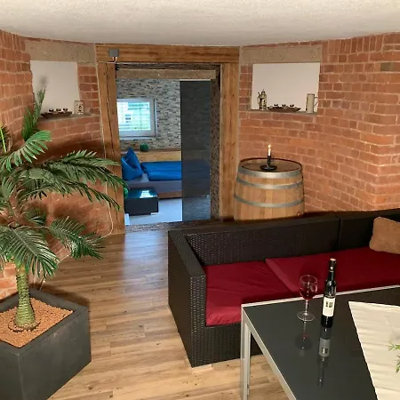 Wellness Mit Sauna Und Garten Apartmán