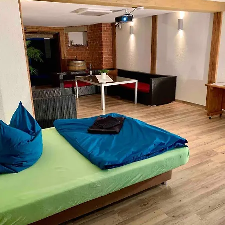 Wellness Mit Sauna Und Garten アパート *